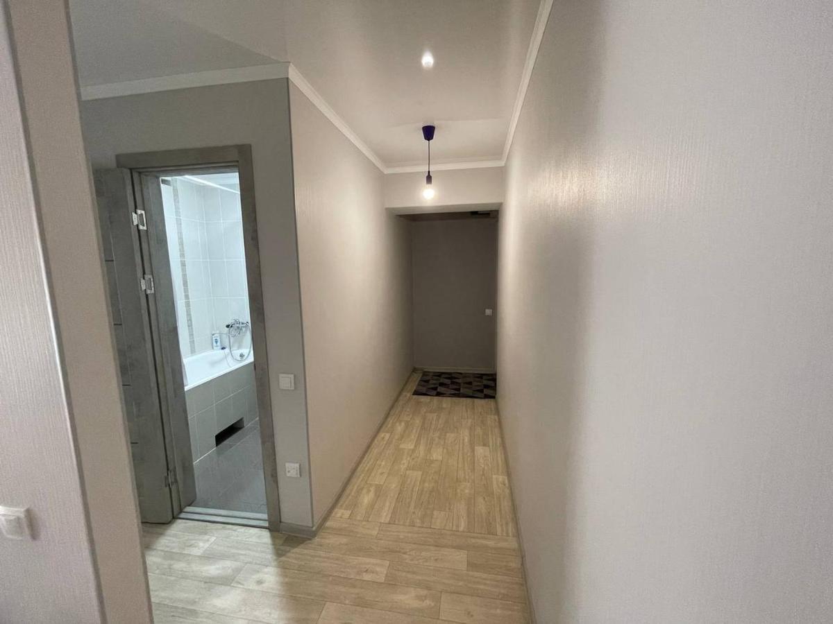 Apartment On Kievskaya Street Bisjkek Buitenkant foto