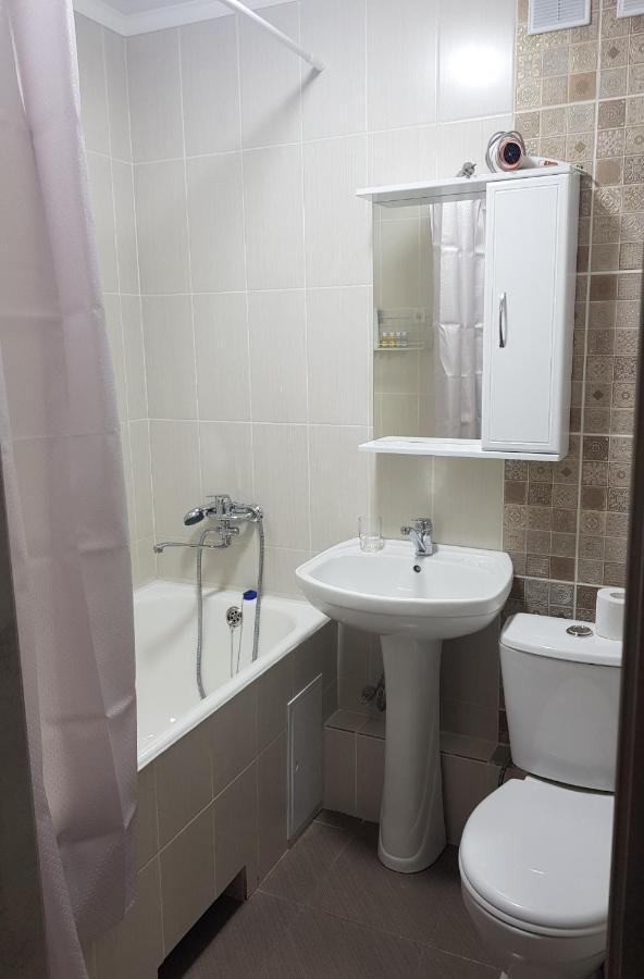 Apartment On Kievskaya Street Bisjkek Buitenkant foto